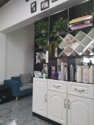 -V8潮牌·接发烫染连锁