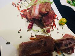 -渝半城经典川粤菜(重庆天地店)