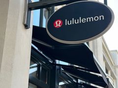 -lululemon(比斯特购物村店)