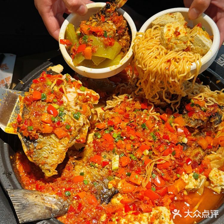 人生建议：吃完这一口烤鱼再离开无锡🈺️