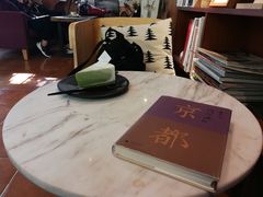 -彳亍咖啡·这里(水湾路店)