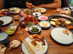 -明洞阿姨·韩式酱蟹烤肉·创意料理(三元桥店)