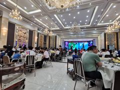 大堂-轩记海鲜餐厅·四十五年老字号·经典粤菜(西区彩虹店)