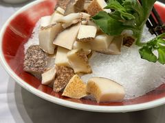 -红鼎豆捞·非遗鲍皇汤火锅(宝丰路店)