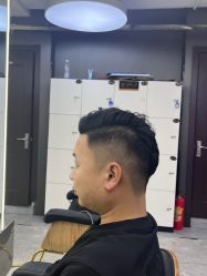 -藤野造型烫发染发