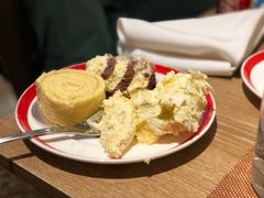 -咖啡苑自助餐厅·中国大饭店