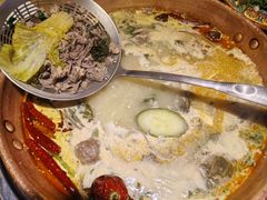 -洱火云南酸菜牛肉火锅(石景山当代商城店)