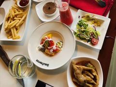 -爱丽丝牛排西餐厅(光谷步行街店)