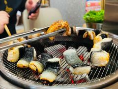 -围炉肉舍•炭烤活鳗•丹东海鲜烤肉(步行街店)