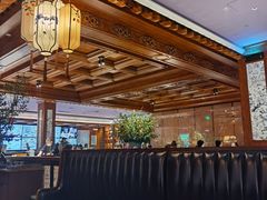 -八府香鸭·啫啫煲(华山路店)