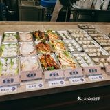 闹市中的菜市，鲜嫩美味的火锅