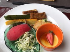-东西风牛排馆周末烧烤自助(首都机场希尔顿店)