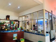-茅屋大酒店
