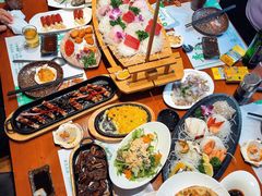 -青瓦餐厅·生鱼片·韩园烤肉(西塔店)