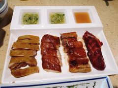 烧味拼盘-明腾壹间茶餐厅(新都会花园广场店)