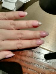 -小红楼美甲美容中心