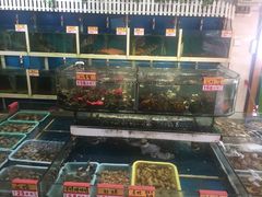 -鑫悦楼煎蟹·16年海鲜大排档