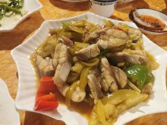 -黄记四更烤乳猪店