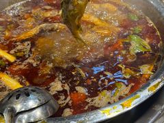 -肖肖酸萝卜鱼火锅(总店)