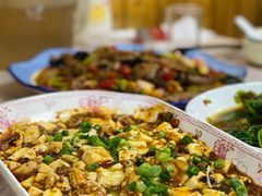 -洪霞餐馆