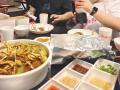 -周姑娘不等味·牛羊肉火锅·螃蟹罗氏虾·烤鱼烤串(高邮店)