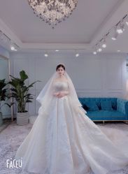 -艾慕婚纱礼服馆(和平店)