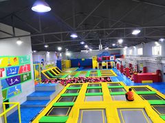 -Bounce Factory反弹工厂蹦床公园(群力店)