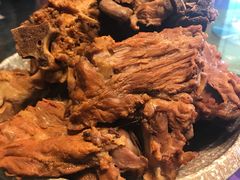 -95号酱骨·一块豆腐(展春园西路店)