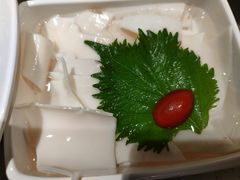 捞派黄喉-海底捞火锅(同泰时代广场夜宵主题店)