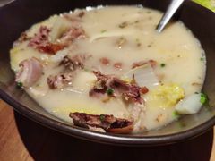 鸭架炖白菜豆腐汤-青年公社烤鸭(宝杨宝龙广场店)