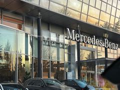 -奔驰上海利星(七宝店)