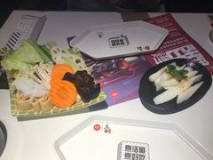 蔬菜小拼盘-鱼酷活鱼烤鱼(恒隆广场店)