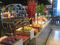 自助取餐区-武汉世茂希尔顿酒店·汇·全日餐厅