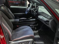 -上海冠松上汽大众4S店