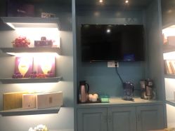 -静博士养生美容连锁