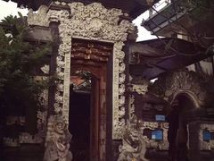 -乌布德传统市场