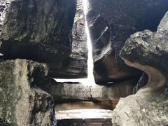 -梭布垭石林景区