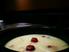 -佬土鹅肠火锅(解放路店)