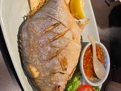 -大头虾越式风味餐厅(光明广场店)