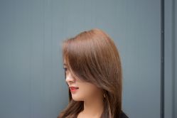 -诗悦发型烫染SALON