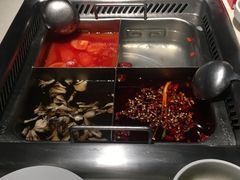 -海底捞火锅鲜切牛肉主题店(长寿路店)