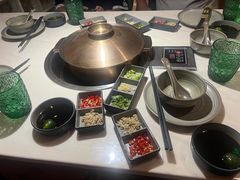 -喃喃椰·糟粕醋·椰子鸡火锅(七堡花园店)