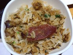 腊肠煲仔饭-洪氏嗨捞·广东猪肚鸡·椰子鸡火锅(西咸万象城店)