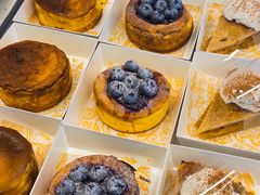 蓝莓巴斯克芝士蛋糕-OUR Bakery(三里屯太古里店)