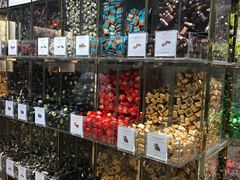 零售区-VENCHI 闻绮(北京国贸商城店)