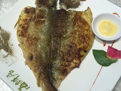 -赶海部落海鲜城(海阳路店)