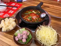 酸辣小锅-笔记安顺夺夺粉火锅(龙湾万达店)