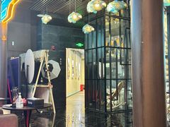 -屋有岛沉浸游戏旗舰店(中山公园店)