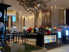 -天津京基皇冠假日酒店