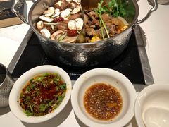 -牛焱·贵州黄牛肉火锅(城西银泰店)